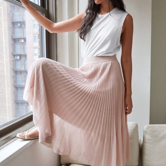 Aritzia Wilfred Twirl Midi Skirt Light Pink Size XS - Picture 2 of 11